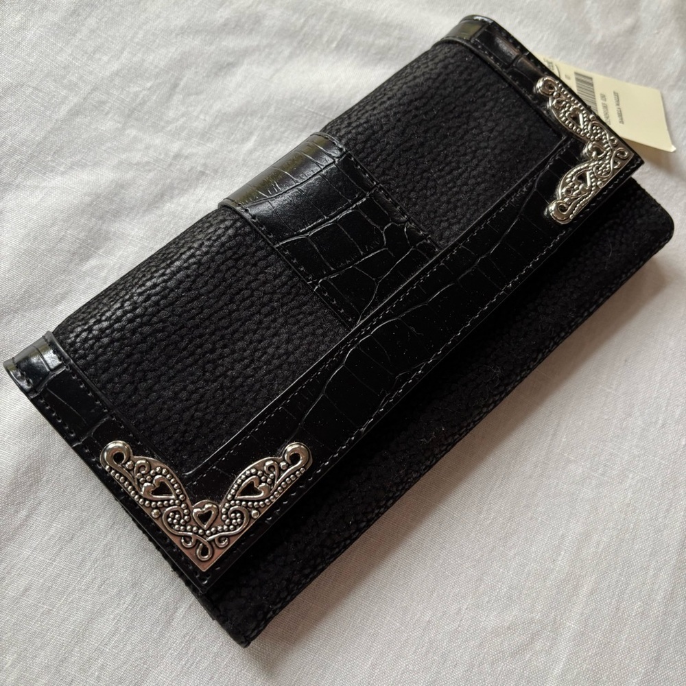 Coldwater Creek Textured Tri-fold Black Wallet with Silver Embellishments